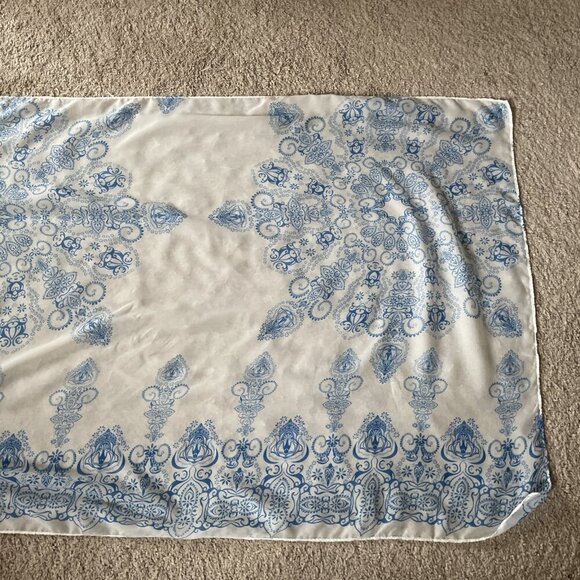 Vintage Baroque Silky Scarf Wrap Blue Medallion Sheer Lightweight 62 X 28" - Picture 5 of 8